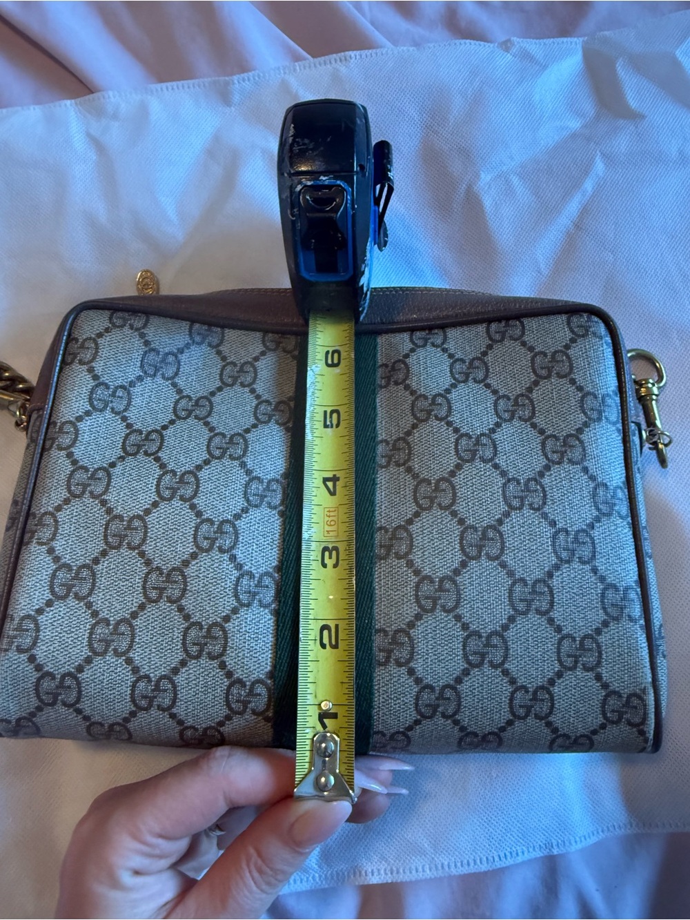 Vintage Gucci GG Supreme Web Stripe Crossbody Pouch | Excellent Condition - Picture 3 of 5